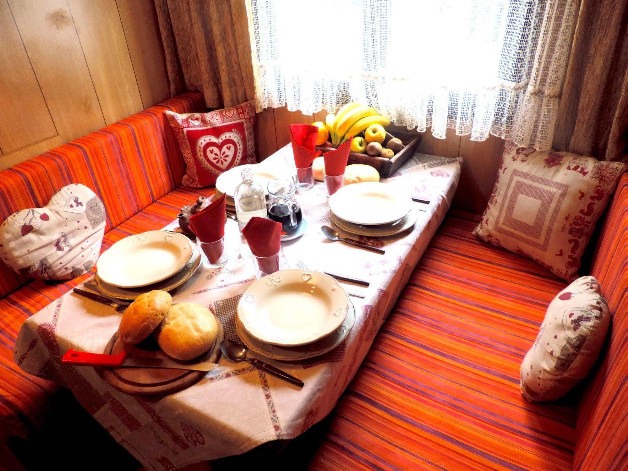 Villaggio Turistico Camping Cervino Antey-Saint-Andre Luaran gambar