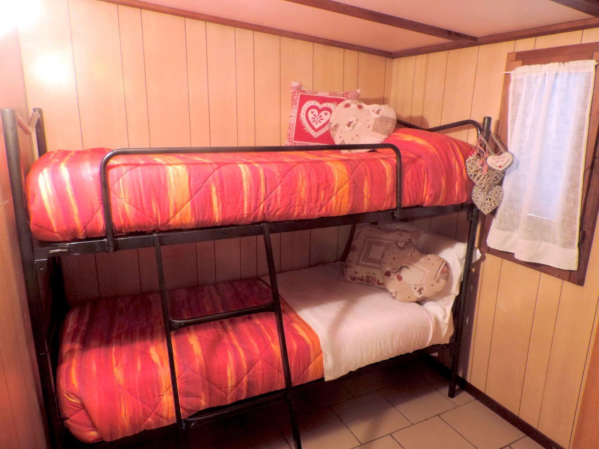 Villaggio Turistico Camping Cervino Antey-Saint-Andre Luaran gambar